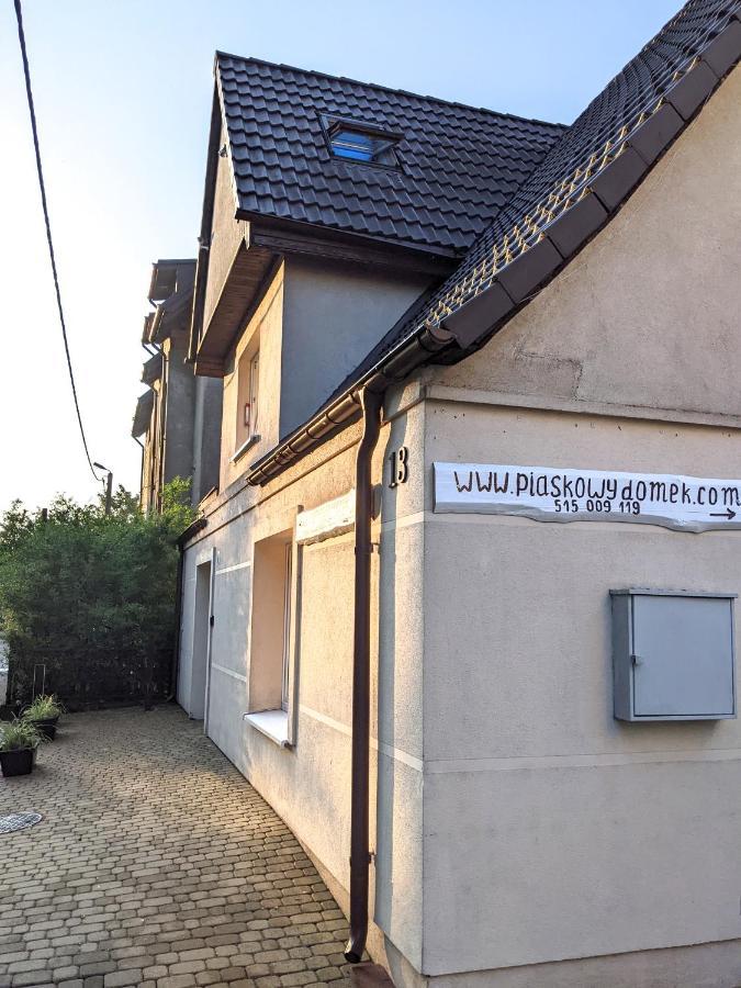 Piaskowy Domek Leba Bagian luar foto